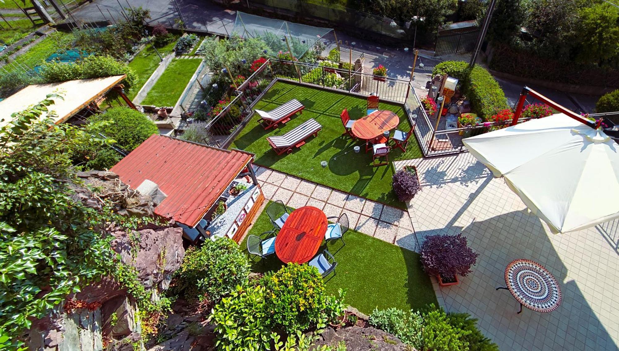 La Casa Sulla Roccia Hotel Pisogne Kültér fotó
