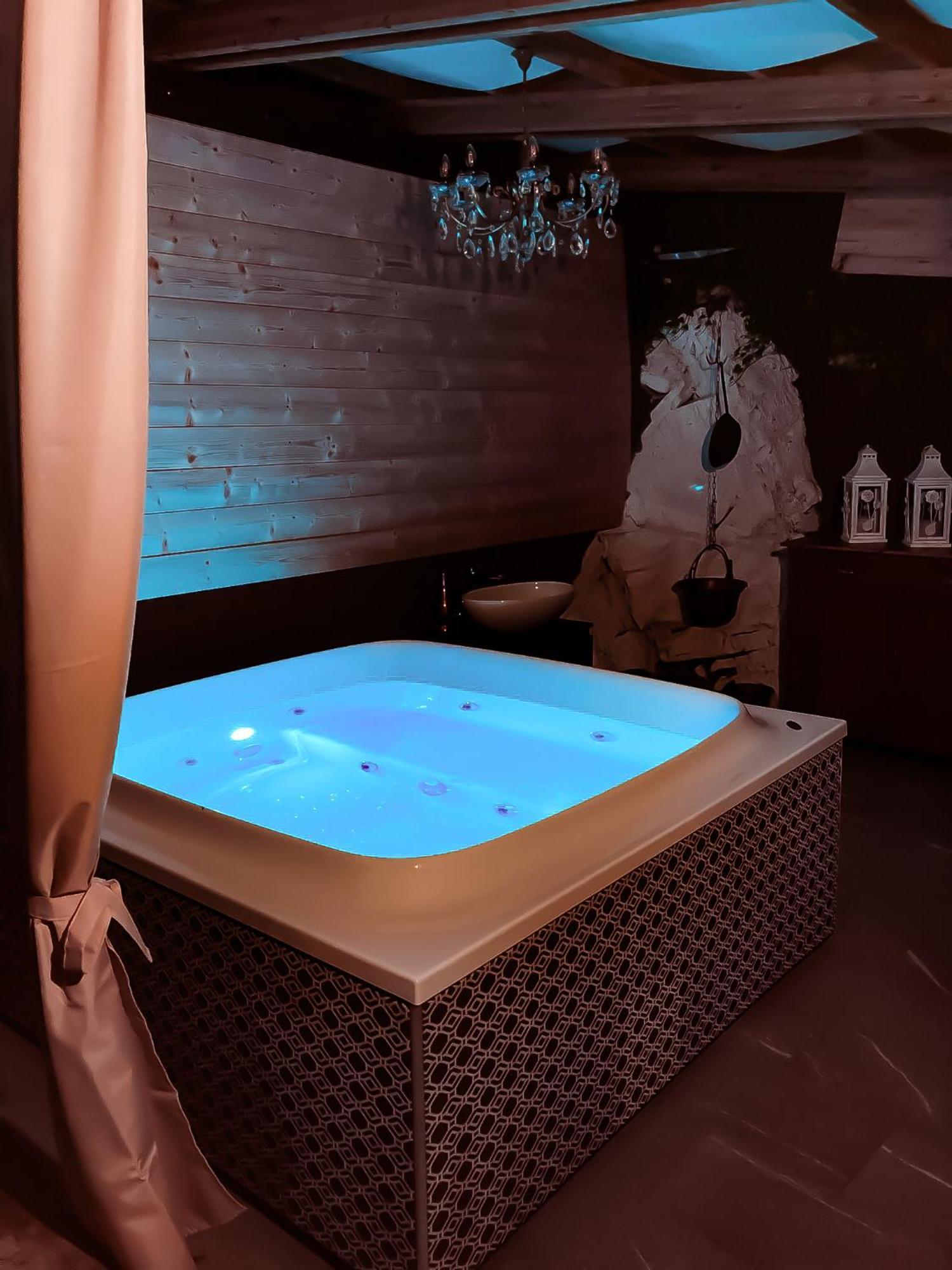 La Casa Sulla Roccia Hotel Pisogne Kültér fotó