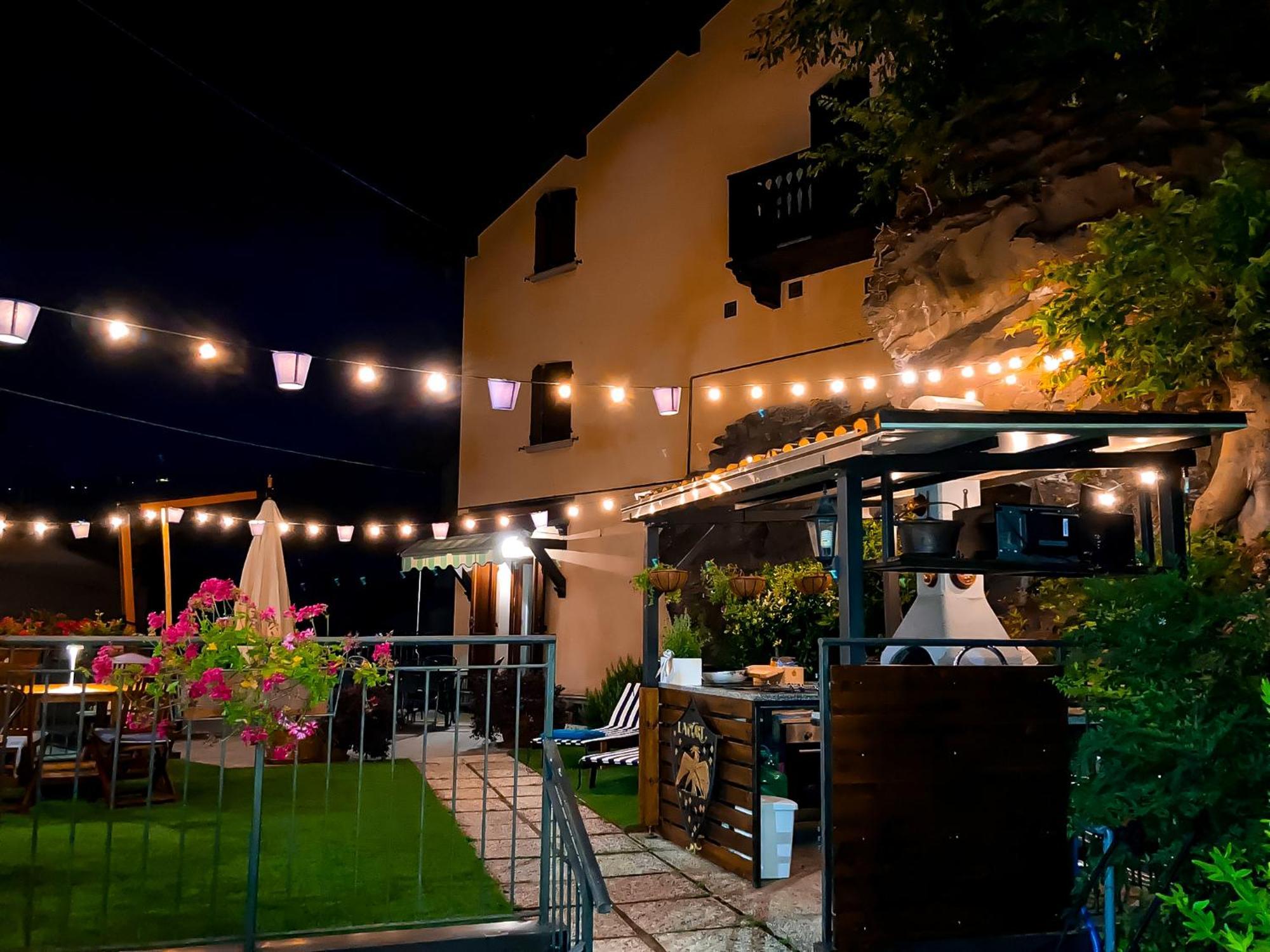La Casa Sulla Roccia Hotel Pisogne Kültér fotó